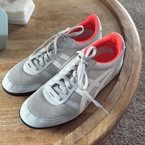 Asics Onitsuka Tiger Athletic Shoes Womens (US 8/EU 39.5) gray white coral